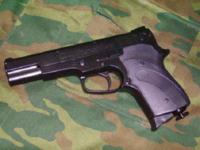 Пневматический пистолет Аникс А-112